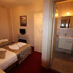 Sultan House 3*