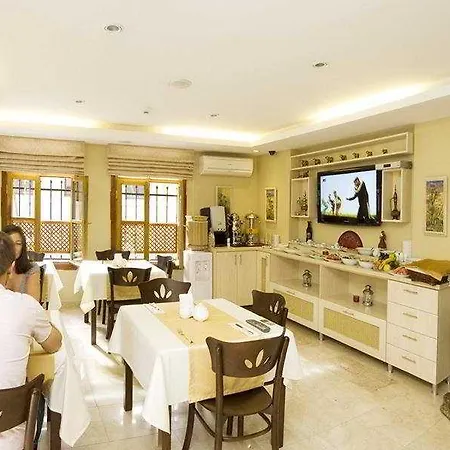 Sultan House Hotell 3*