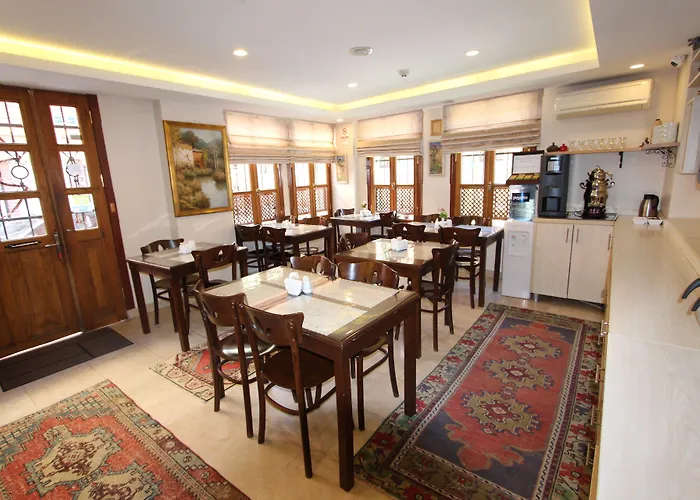 Sultan House Hotell 3*